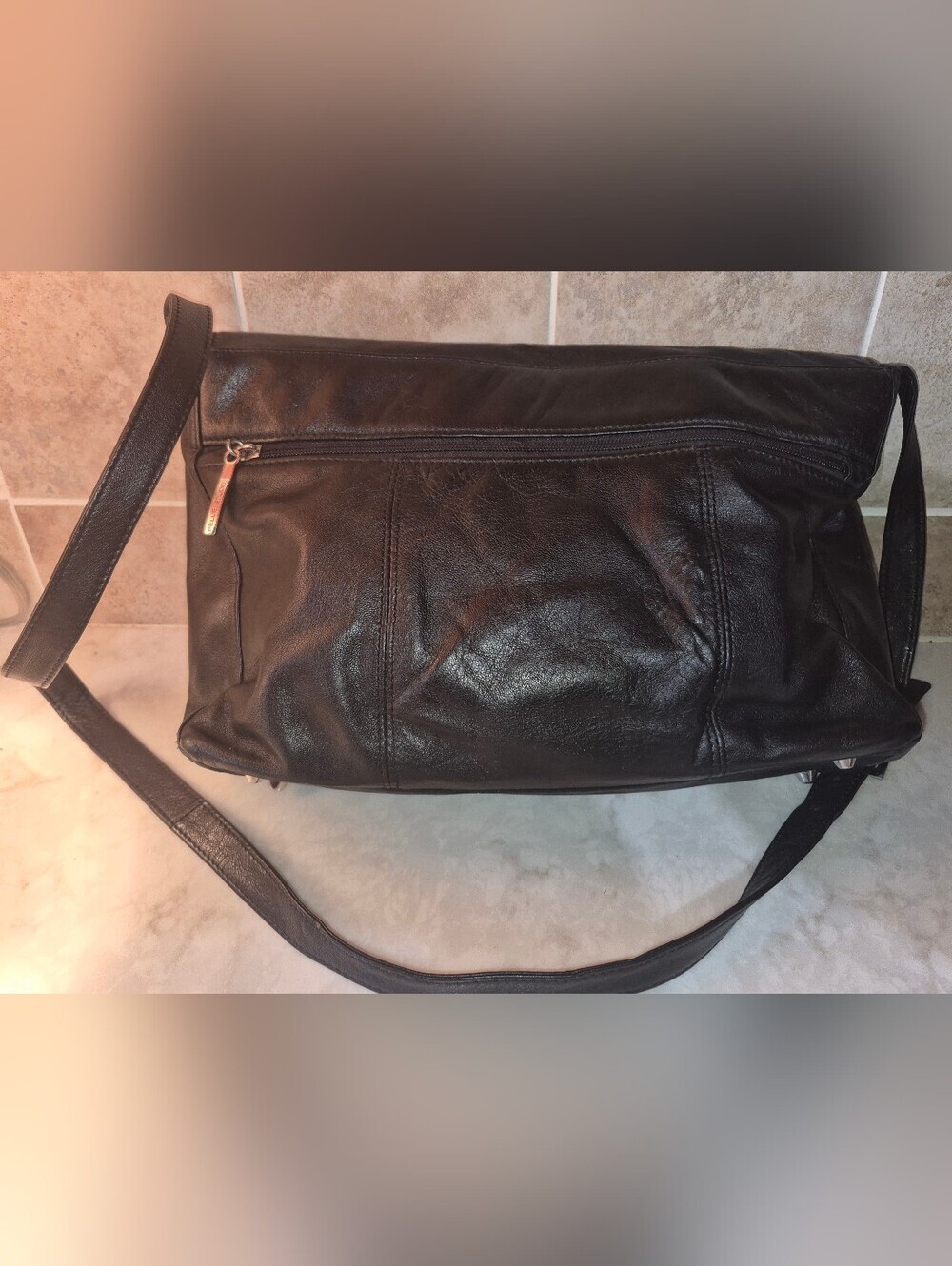 Wilson's Leather Pelle Studio Messenger Bag, Shoulder Bag - Picture 3 of 9
